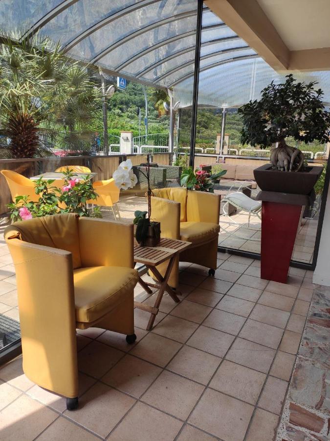 Hotel Angelini Torbole Sul Garda Exterior foto